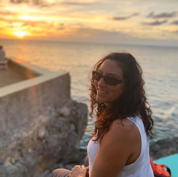 Meet your Posher, Fran - Picture 1 of 1